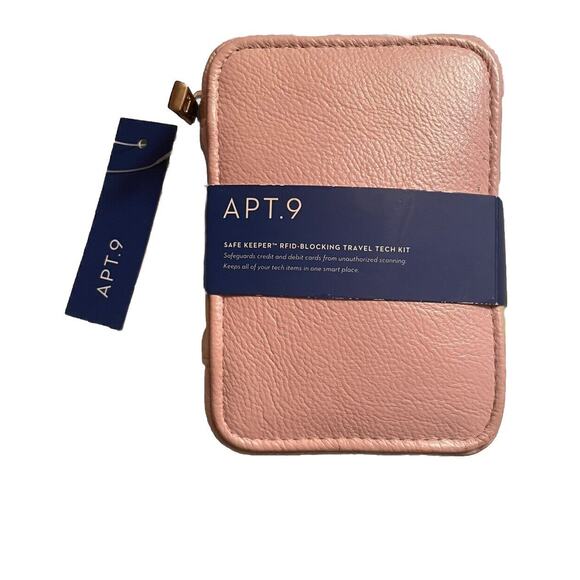 Travel Tech Kit  RFID-Blocking  Apt. 9 Safe Keeper Wallet with Ear Buds-Pink NIP - Picture 2 of 14